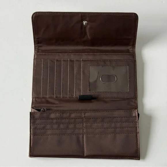 Longaberger Brown and Floral Women's Wallet - Picture 5 of 8